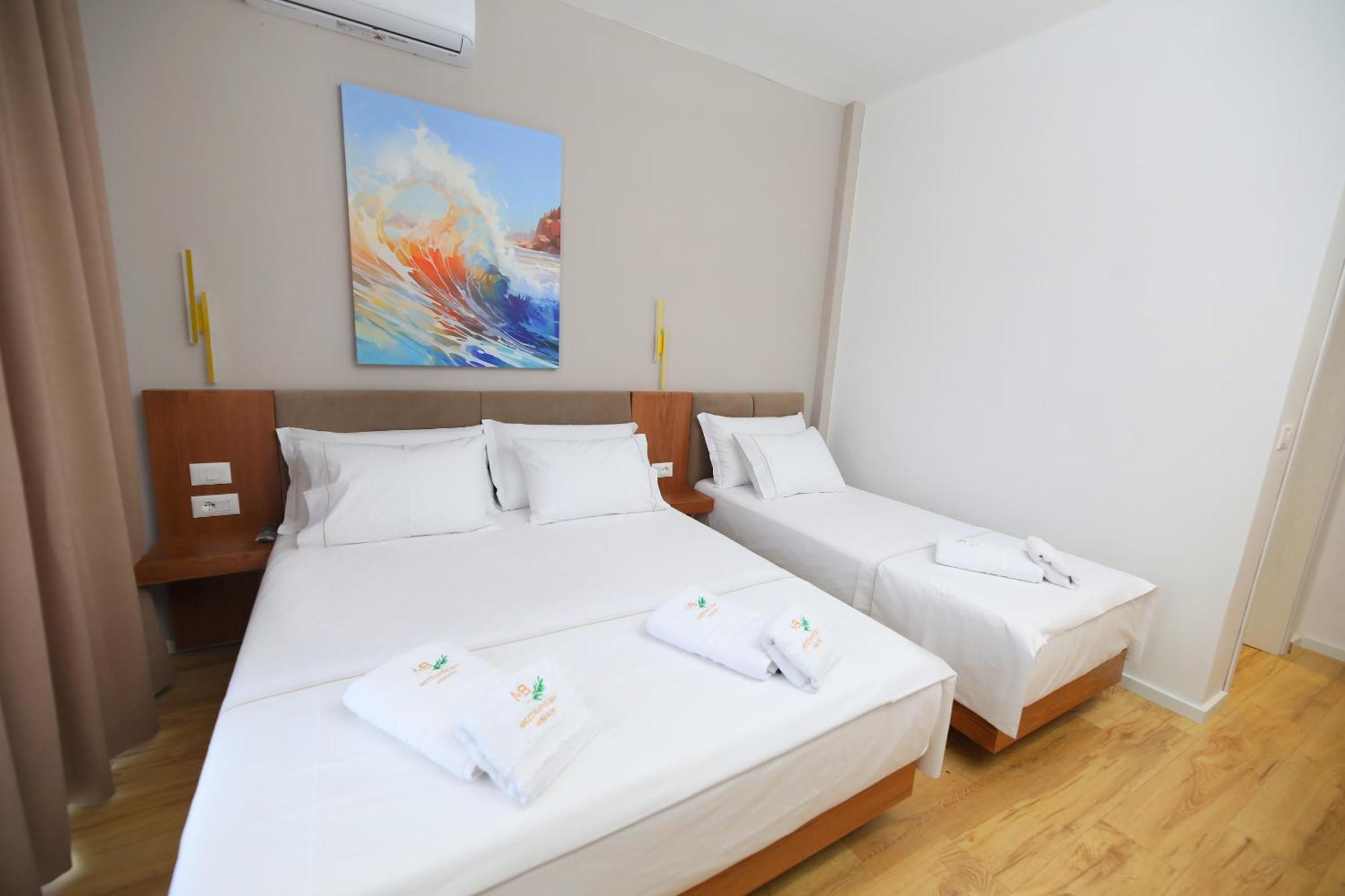 Hotel Mezzanine Bay Himarë Exterior foto