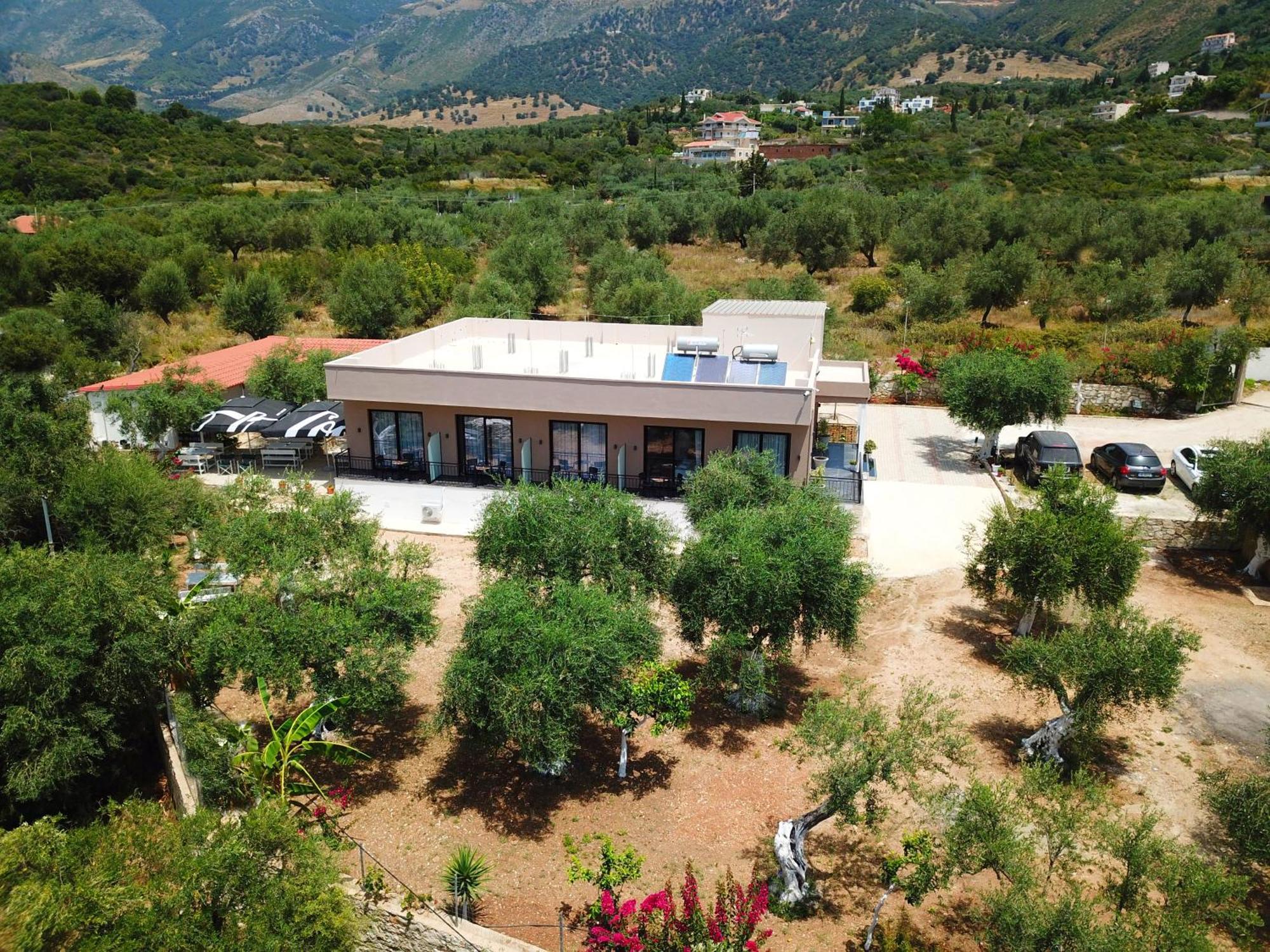 Hotel Mezzanine Bay Himarë Exterior foto