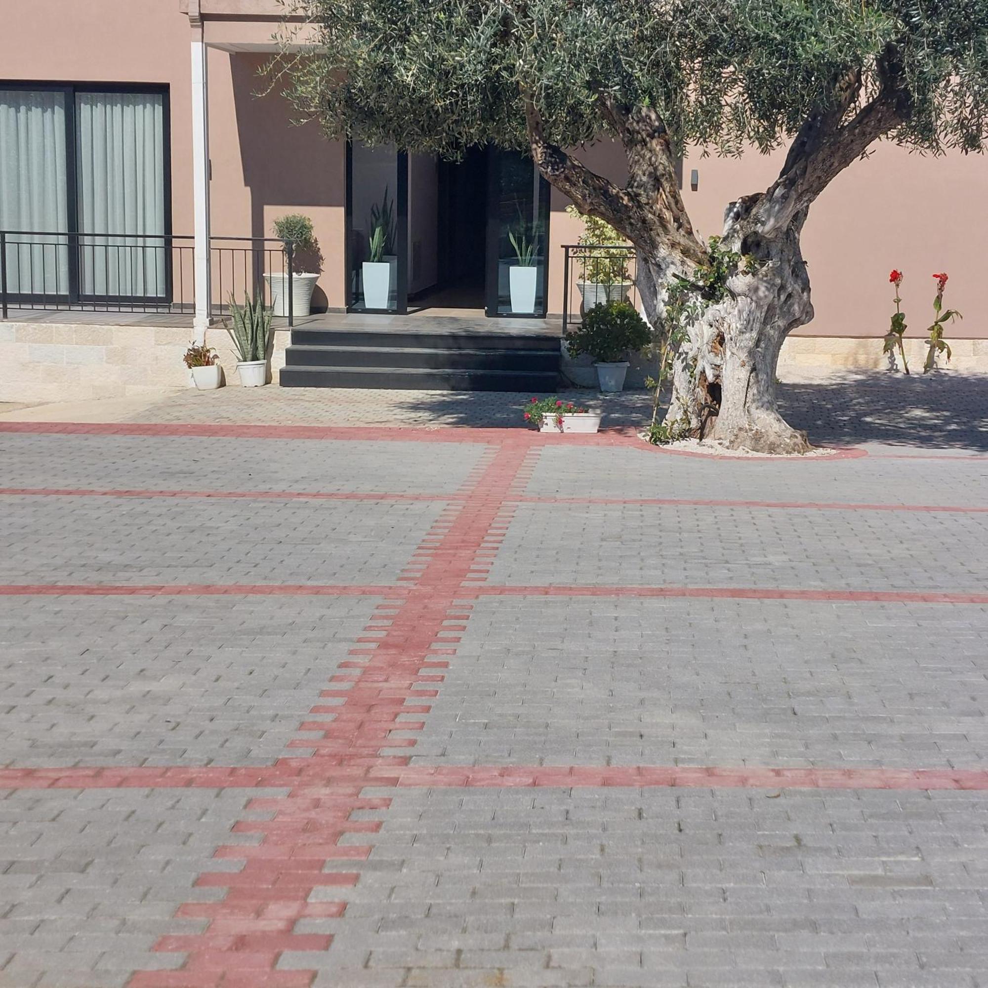 Hotel Mezzanine Bay Himarë Exterior foto